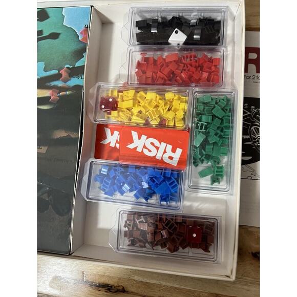 1980 Risk Board Game Parker Brothers Complete But Damaged Box - Picture 7 of 11